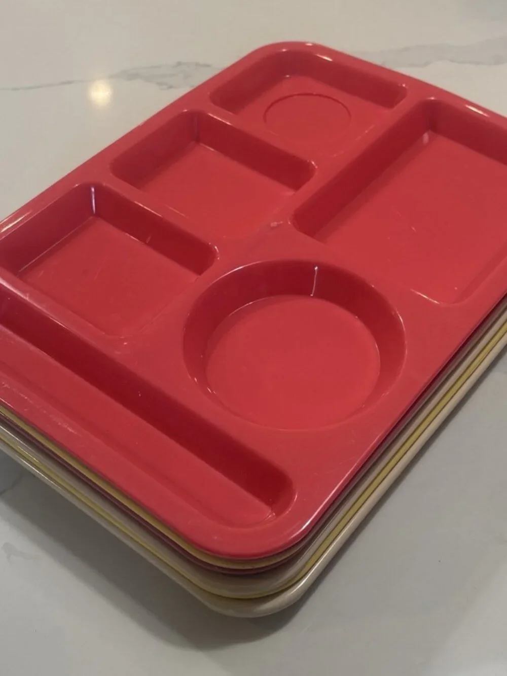 SiLite Chicago Arrowhead Tucker MELAMINE Divided Lunch Trays School Cafeteria